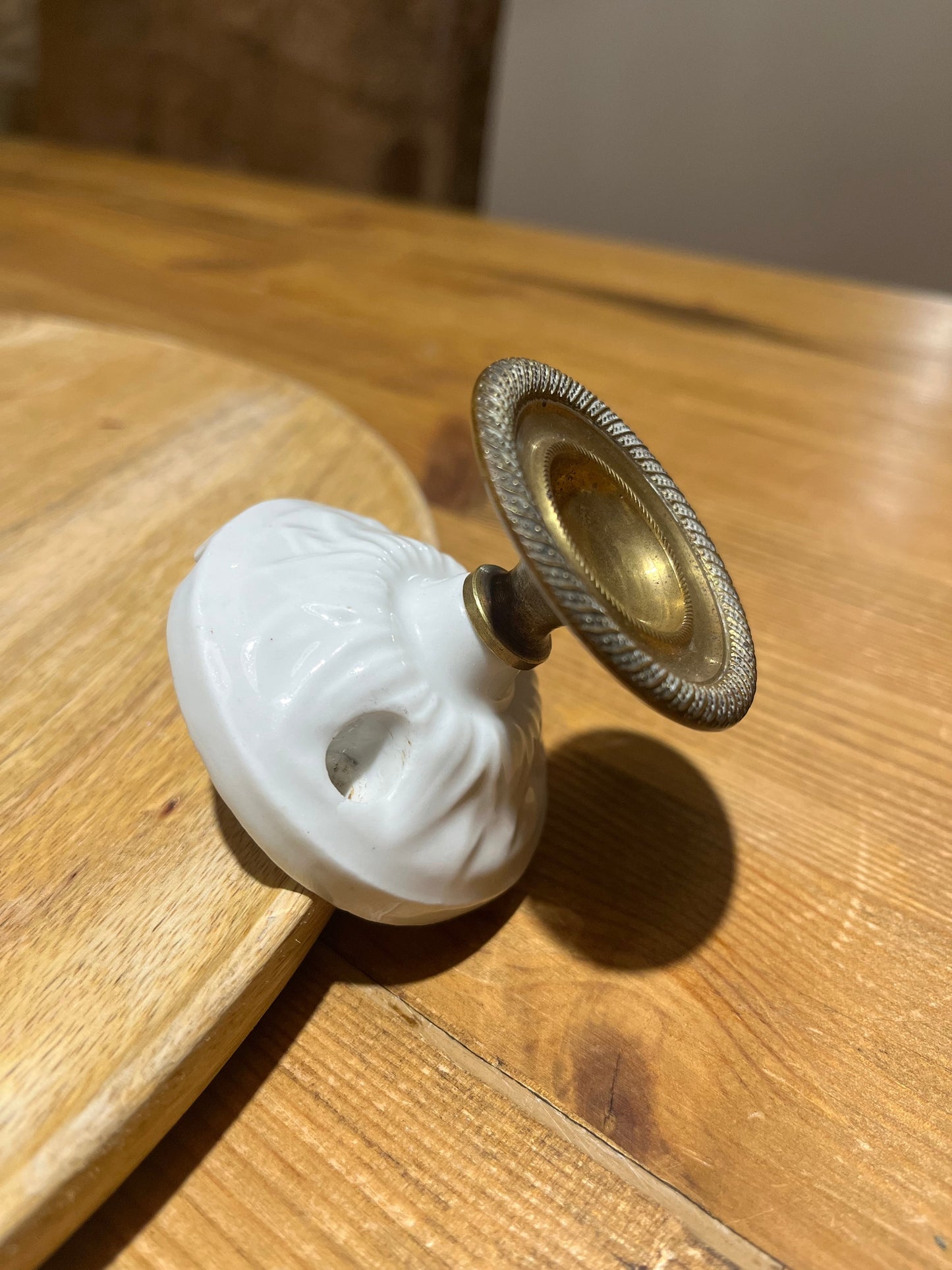 Pensée - Patère en céramique vintage - lesmimieres