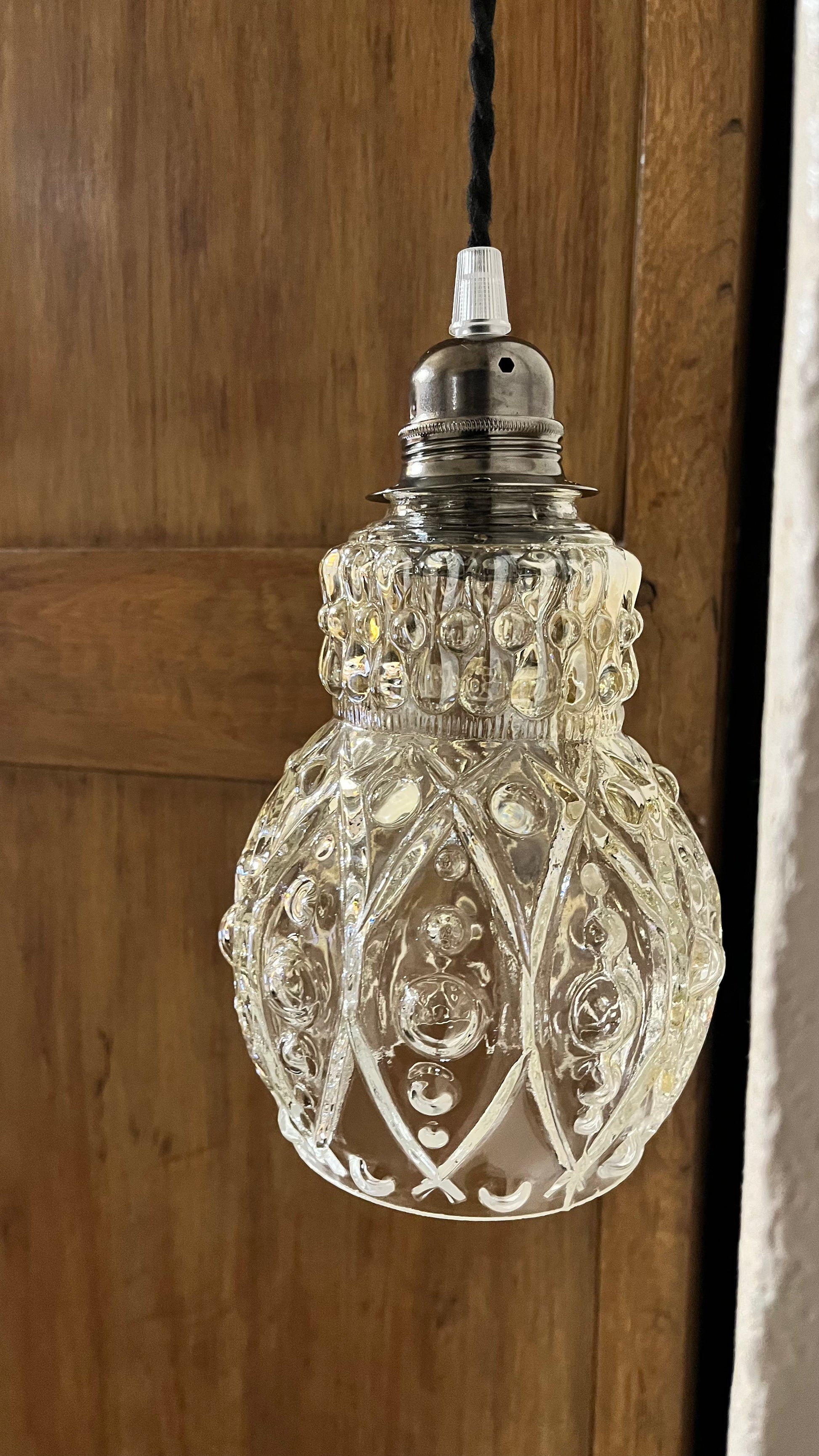 Lampe_baladeuse_suspendue_vintage_sonja_les_mimieres