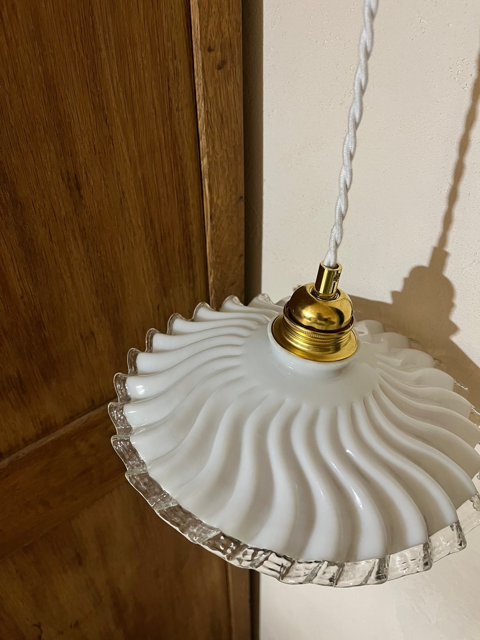 Lampe Baladeuse vintage en verre leonce les mimieres