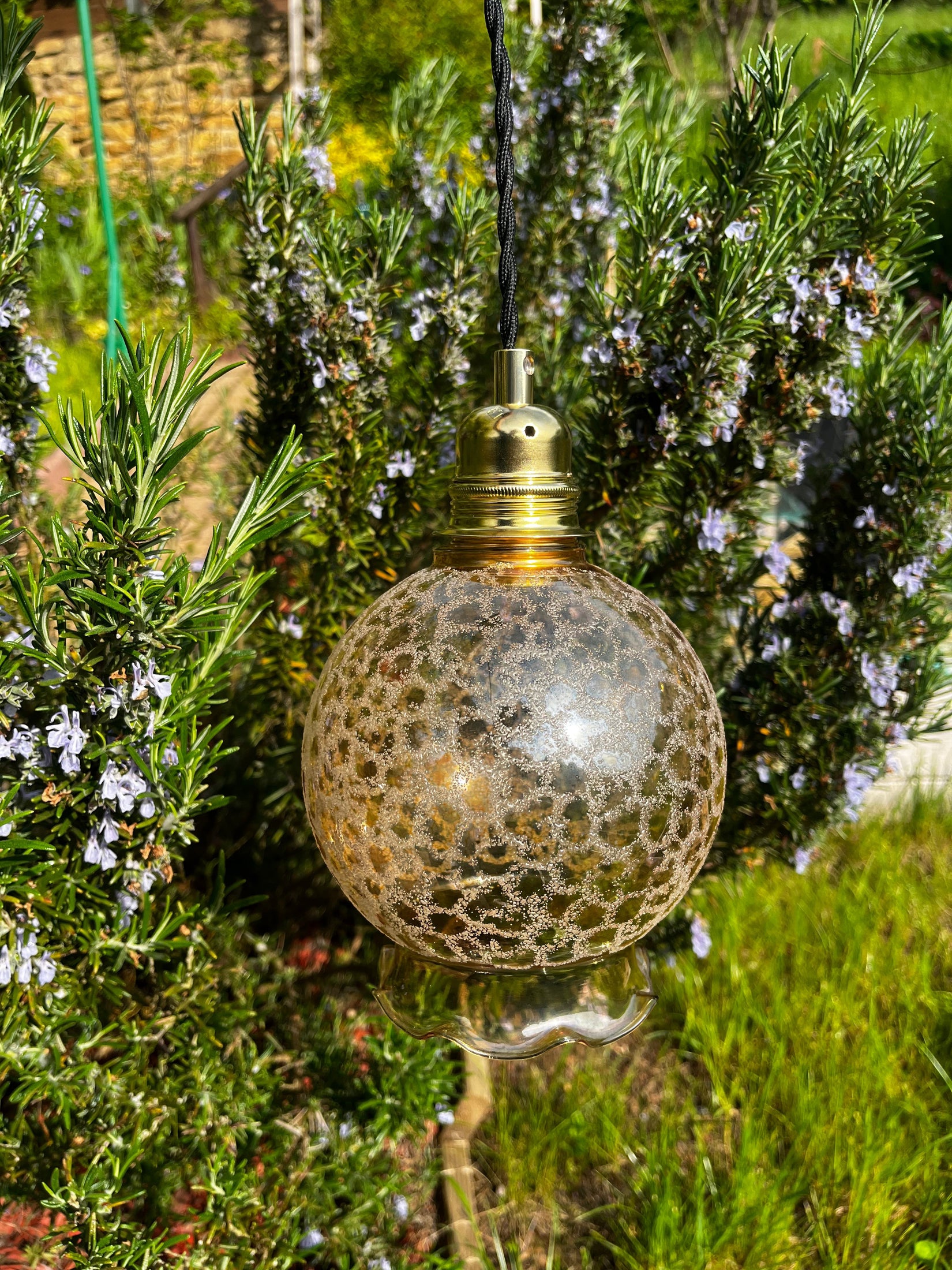 Lampe baladeuse vintage en verre salome les mimieres