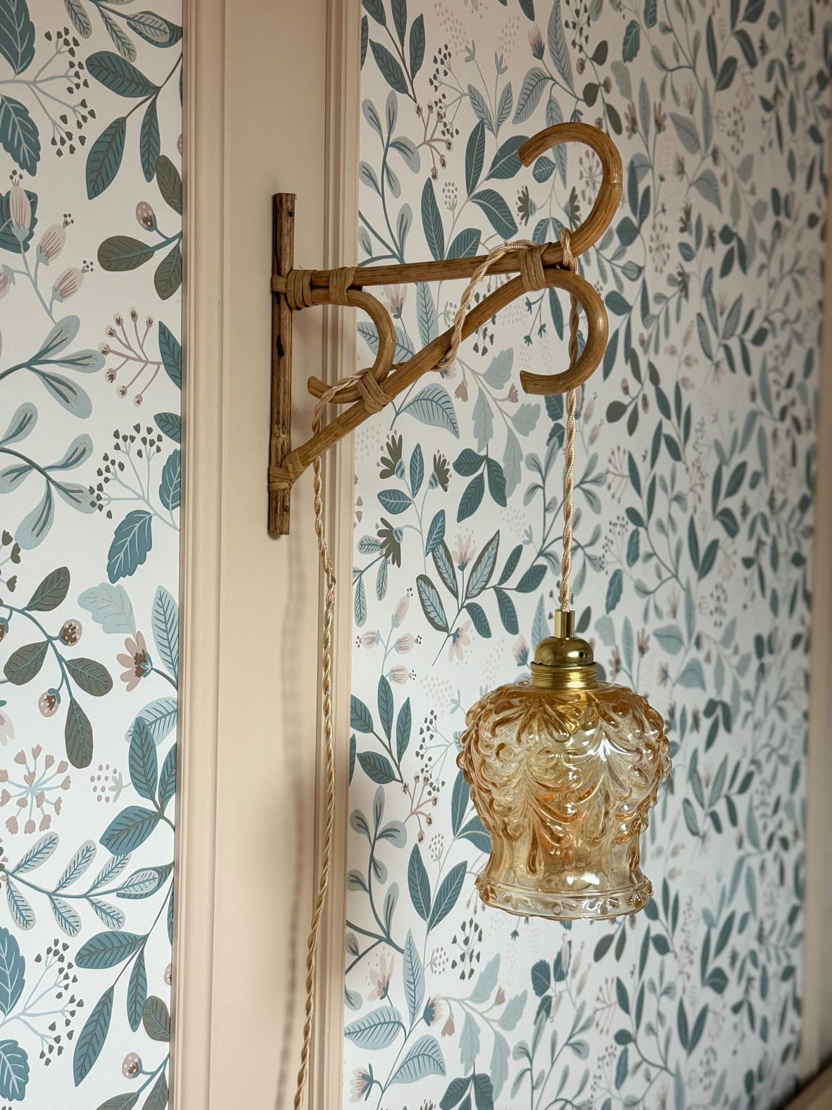 Lampe baladeuse vintage suspendue equerre