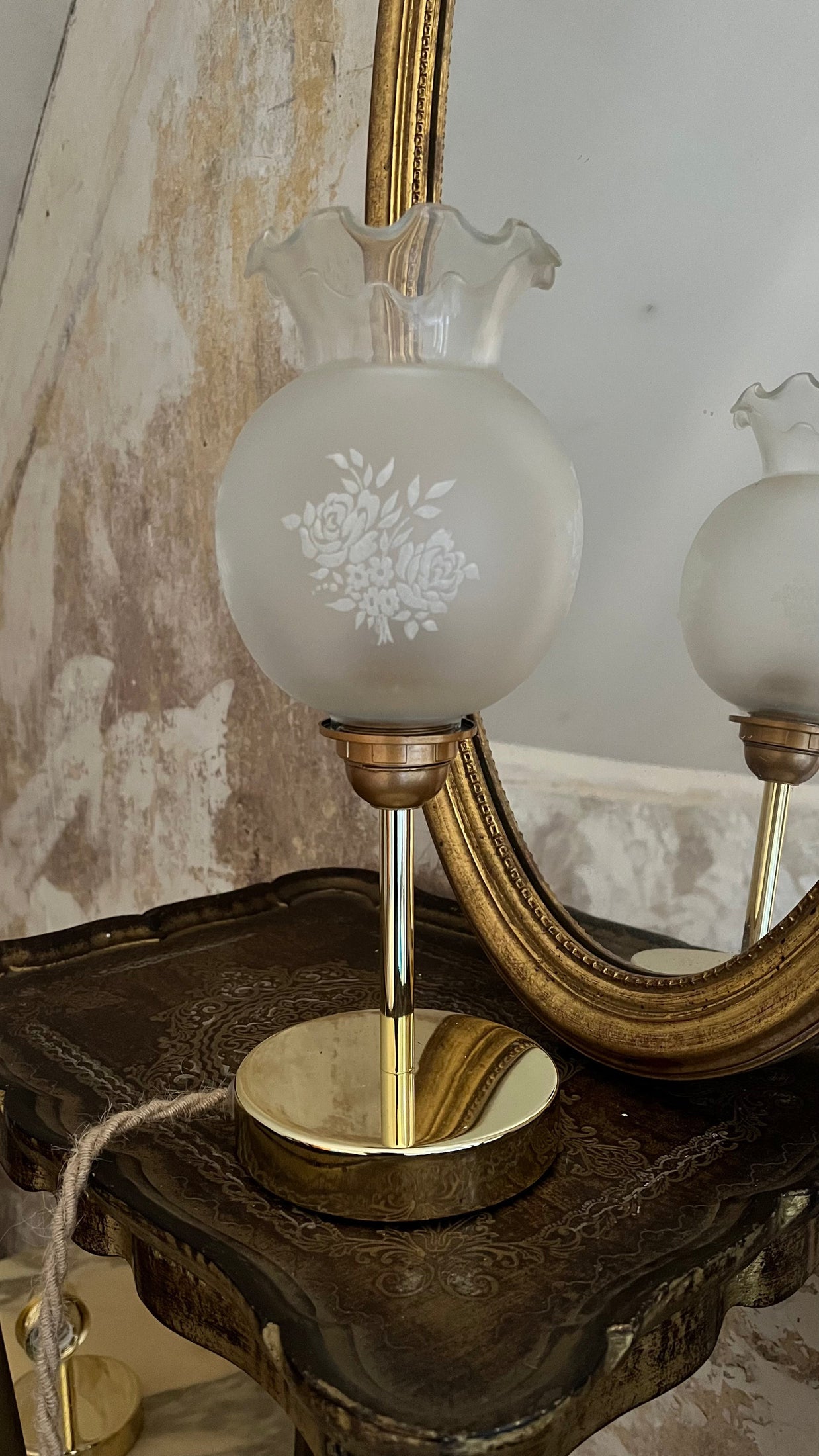 Lampe de chevet vintage en verre baladeuse les mimières